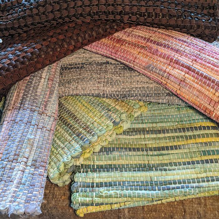 Teaser image for Rag Rug Weaving: Table Runner and Placemats