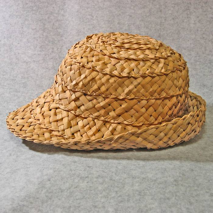 Teaser image for Cattail Weaving: The Northern Fedora
