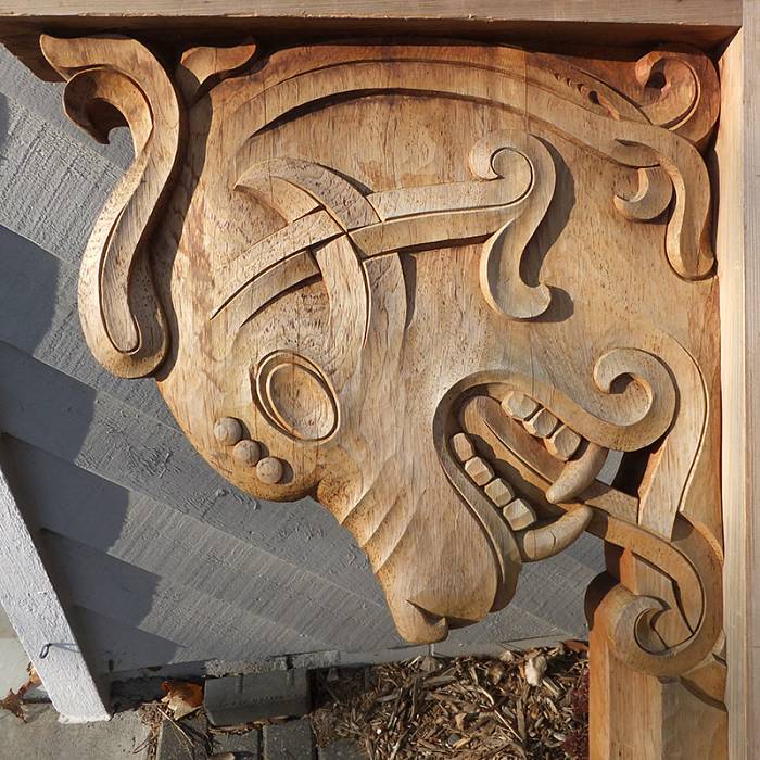 Teaser image for Large-Scale Dragon Head Carving
